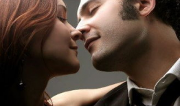 激情热吻视频,浪漫瞬间定格永恒